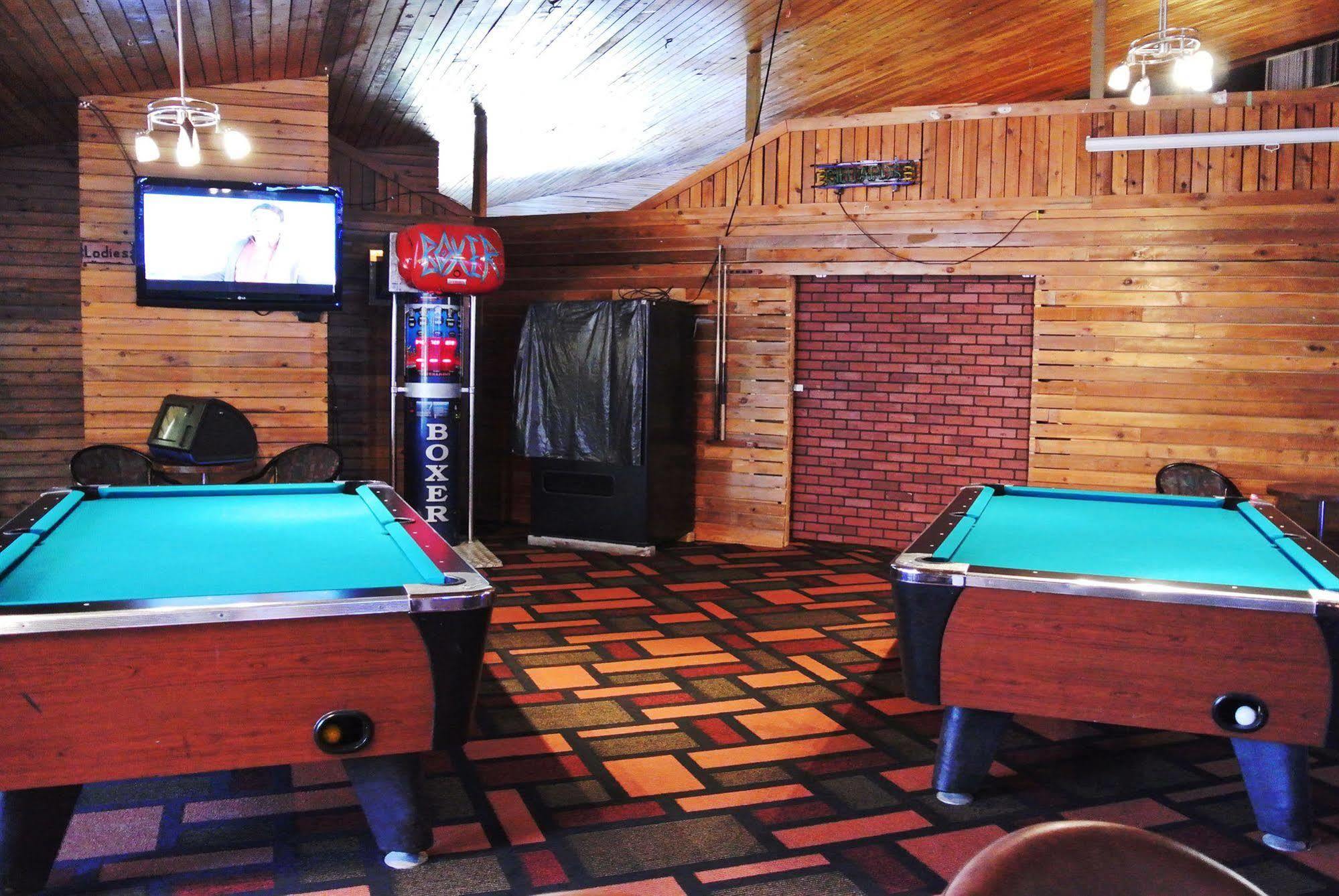 Vegreville Garden Inn Экстерьер фото